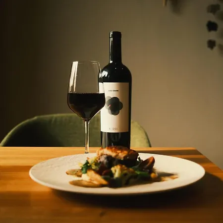 Restaurant & Winter فندق 3*