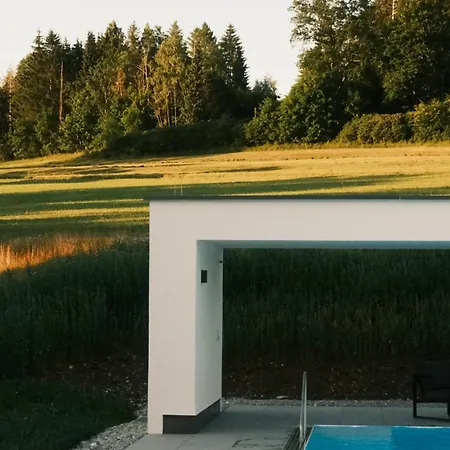 Restaurant & Winter فندق 3*